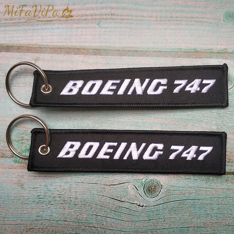 1 PC BLACK BOEING 747 KEYCHAIN - PILOTSX