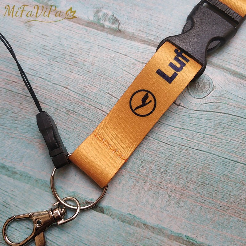 1 PC LUFTHANSA LANYARD CHAVEIRO KEY CHAIN - PILOTSX