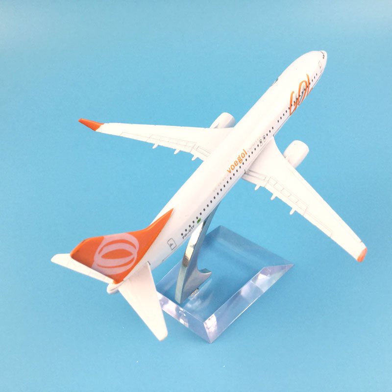 16CM ALLOY METAL MODEL PLANE BRAZIL AIR GOL AIRLINES BOEING 737 BOEING 737 800 AIRWAYS AIRCRAFT AIRPLANE MODEL W STAND GIFT - PILOTSX