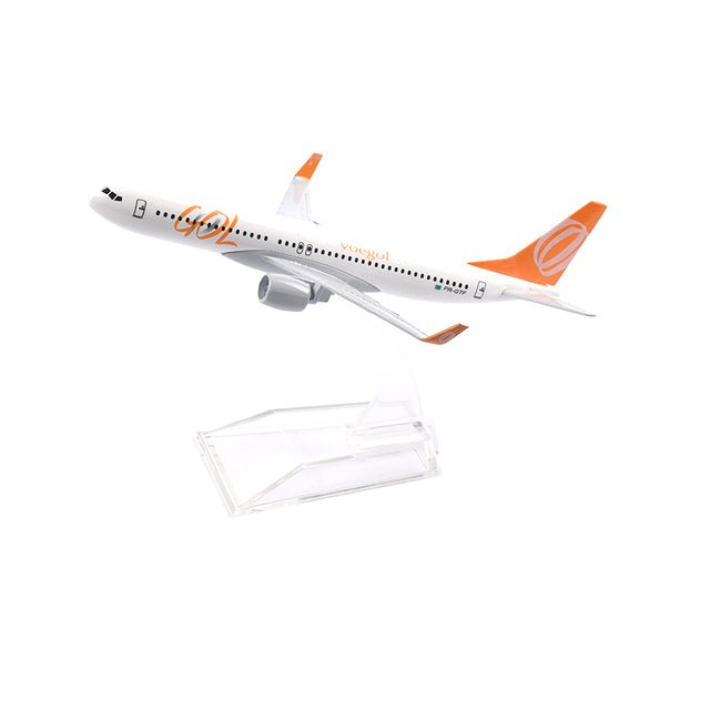 16CM PLANE MODEL AIRPLANE MODEL BRAZIL VARIG AIRLINES BOEING 737 AIRCRAFT MODEL DIECAST METAL 1:400 AIRPLANES MODEL - PILOTSX