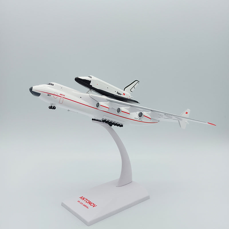 Antonov An-225 AN225 &quot;Mriya&quot; Space Shuttle Blizzard Diecast ABS Plastic Airplane AV8R