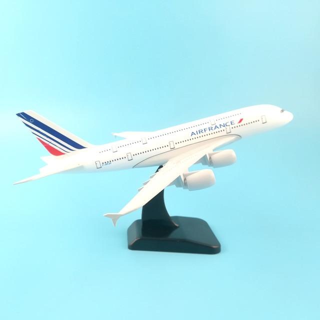 PILOTSX 20CM 247 20cm Alloy Metal Air EMIRATES A380 Model United Arab Emirates Airbus, Boeing 777 380 Airways Plane Model Aircraft Gifts