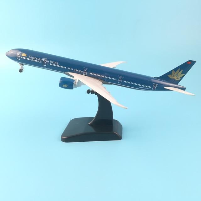 PILOTSX 20CM 254 20cm Alloy Metal Air EMIRATES A380 Model United Arab Emirates Airbus, Boeing 777 380 Airways Plane Model Aircraft Gifts