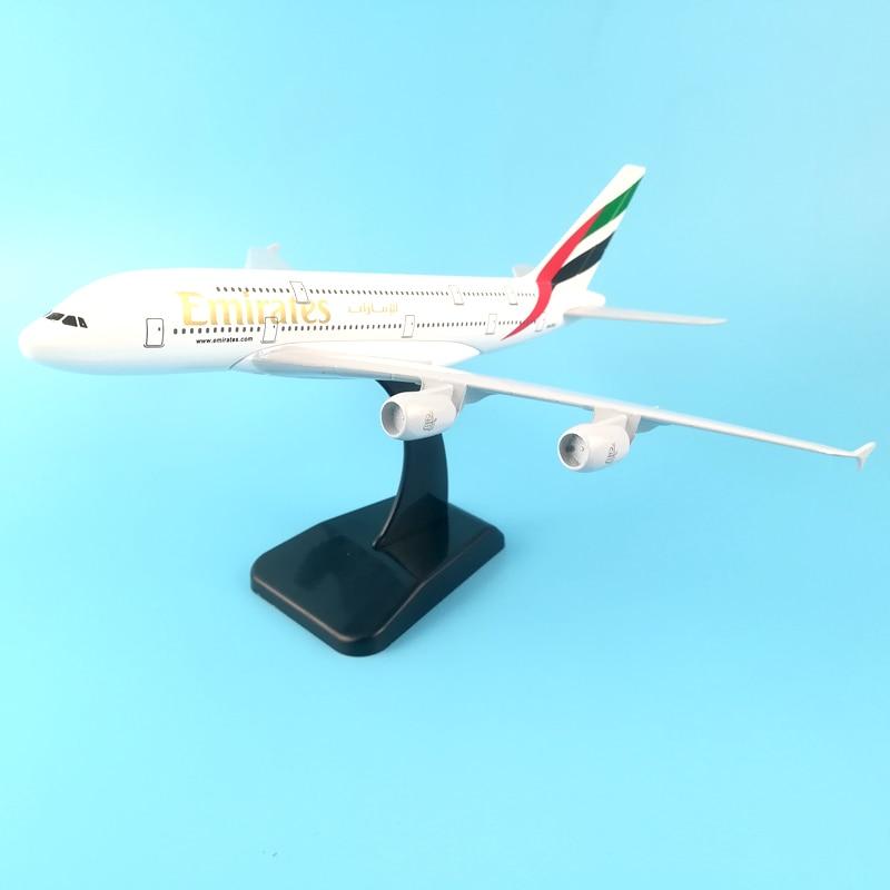 PILOTSX 20cm Alloy Metal Air EMIRATES A380 Model United Arab Emirates Airbus, Boeing 777 380 Airways Plane Model Aircraft Gifts